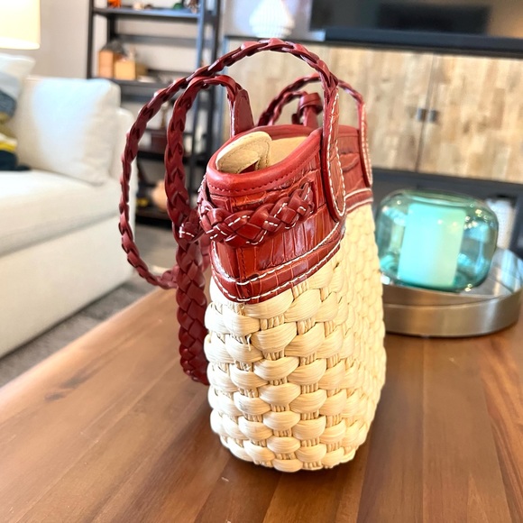 Brighton Straw Bucket Purse - Picture 11 of 14